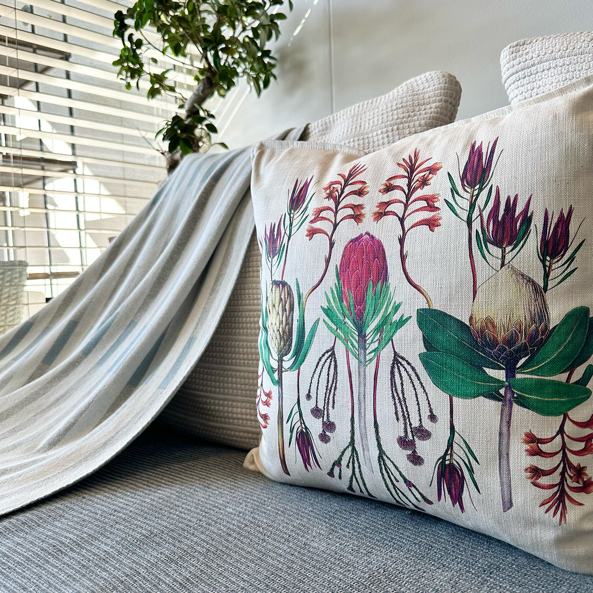 Cushion Covers: 50x50cm