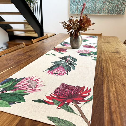 Dining: Table Runner